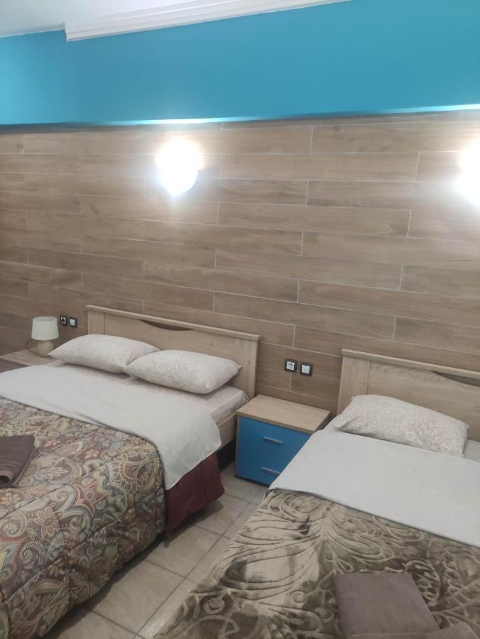 לריסה G M 3 Rooms Kentpo In The Heart Of The City מראה חיצוני תמונה