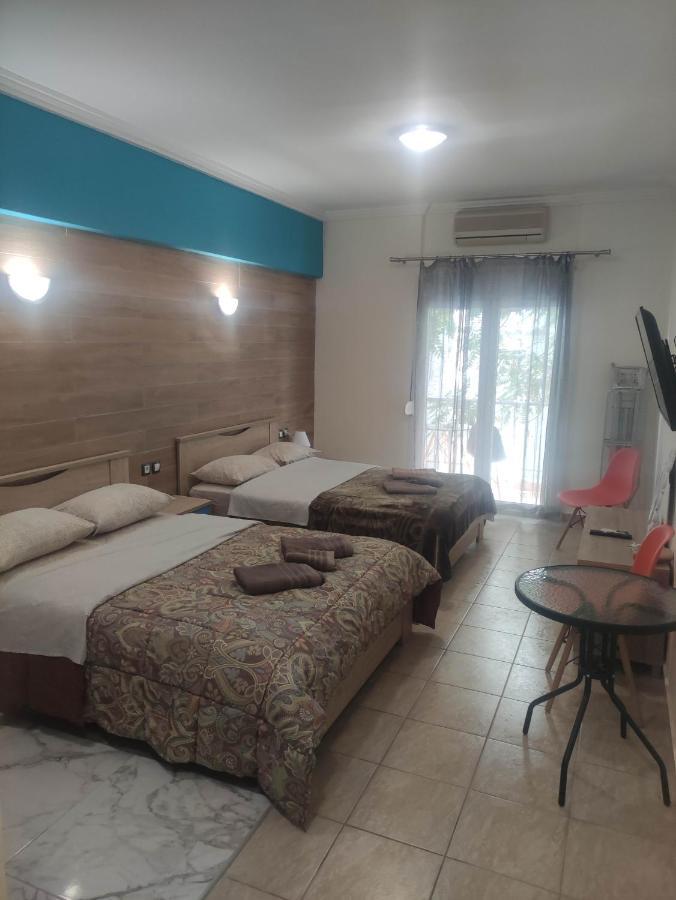 לריסה G M 3 Rooms Kentpo In The Heart Of The City מראה חיצוני תמונה
